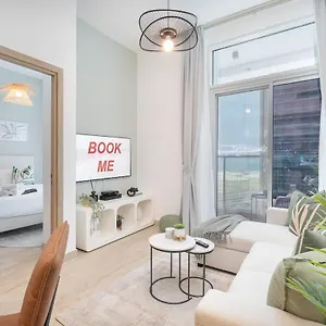 Glamorous 1br - Steps From The *