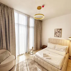 Fully Furnished Sapphire In Jvc, Short Drive To Marina, Jbr, Downtown Appartamento