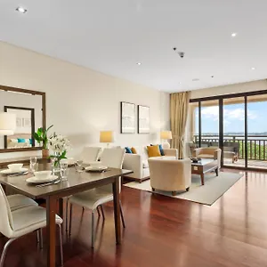 Homely 1 Bedroom On Palm Jumeirah With Private 아파트 두바이