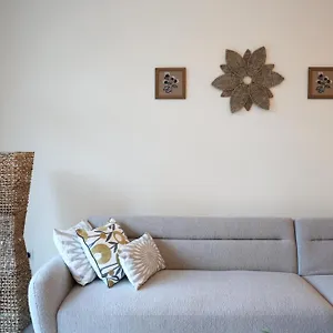 Nivis Find- Luxury & Spacious 1 Bhk 10 Mins Away From Mall *