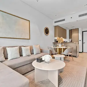 아파트 Waves Homes - Serenity, Luxury Living At 15 Northside Tower 2 *