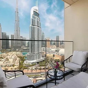 Lux With Full Burj View - 1 Min Mall