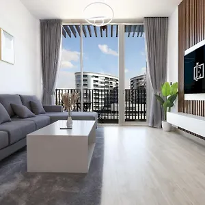 Elite Lux Homes - Luxury Retreat 1br Pool Gym In Arjan