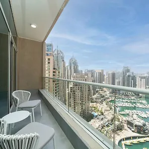 Stunning 2-bedroom Duplex In Marina Apartment