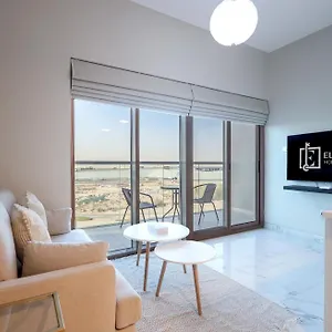 Elite Lux Homes - Cozy 2br Getaway - Minutes From Expo 아파트 *