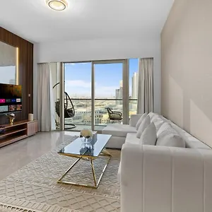 Luxury Just Steps From Mall 2br Grande Апартаменты Дубай