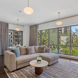 Exceptional 1-bedroom With Pool View In Downtown *