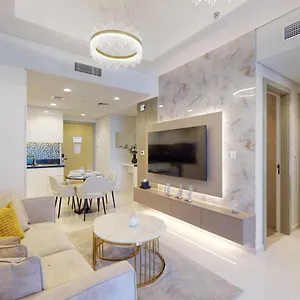 Amber Dust I Family Apartment In Business Bay