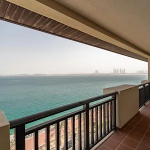 Seaside Elegance 1bdr In Royal Amwaj Dubai