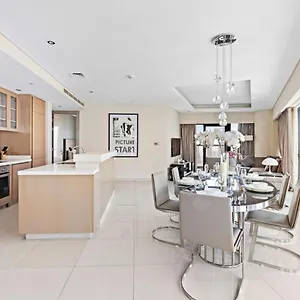 Апартаменты Escape24 - Luxury 3br In Damac Towers By Paramount - Burj Khalifa View *