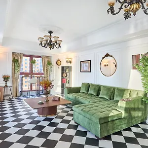 Apartment Zen Den - Vintage Charm With Full Sea View