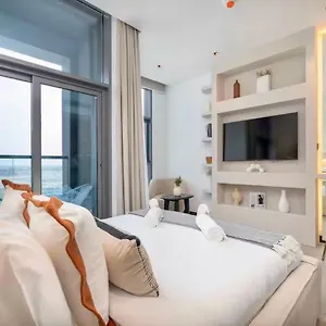 Gem In The Heart Of Business Bay - 15 Northside Апартаменты