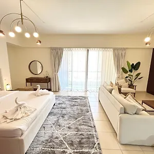 Beachside Spacious At The Heart Of Jbr Apartment