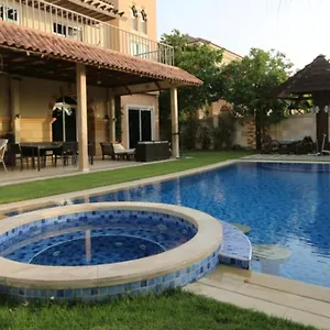 Victory Heights Villa *