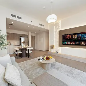 Contemporary Parkfront 2br Hills Living Апартаменты *