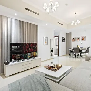 Luxury 1 Bedroom - Walk To Mall & Burj Khalifa 아파트 두바이