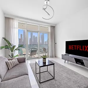 Vayk - Stunning 2br In Emaar Beachfront With Access