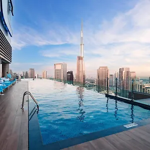 Stylish 15min To Mall And Rooftop Pool
