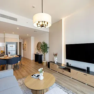 Luxury 2br Prime Downtown 5 Min Walk To Burj Khalifa And Mall شقة