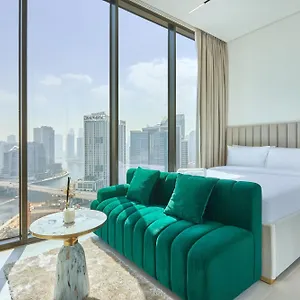 Homely W Canal View In Business Bay * Дубай