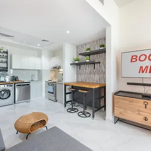 Spacious For 4 In The Heart Of Business Bay *