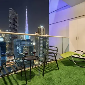 Cozy 1br Vera Tower With Amazing Burj Khalifa View Appartamento *