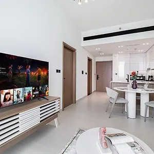 Juliushomes - Binghatti House Апартаменты *