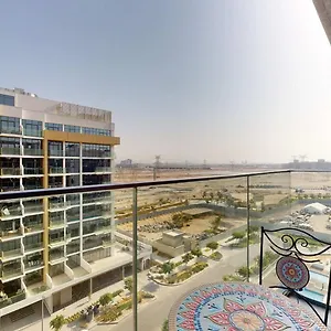 아파트 Pvh - Modern Near Downtown - Azizi Riviera