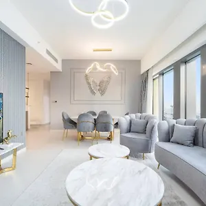 شقة Stunning 3br Unobstructed Burj Khalifa View *