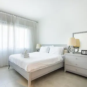 Modern 1br With Balcony And Marina Views In Al Majara 2 Апартаменты