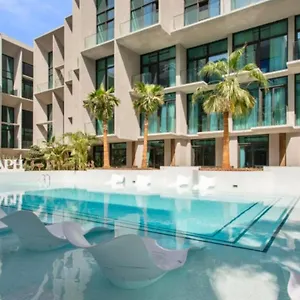 With Balcony And Coworking Space In The Autograph Jvc * Dubai