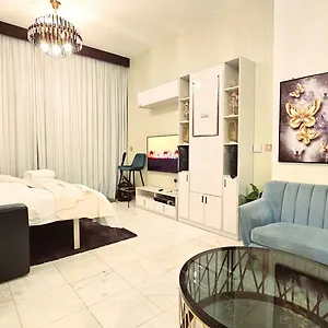 Stylish Studio- Burj Khalifa View Апартаменты
