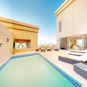 Dream Views & Private Yacht 아파트 *