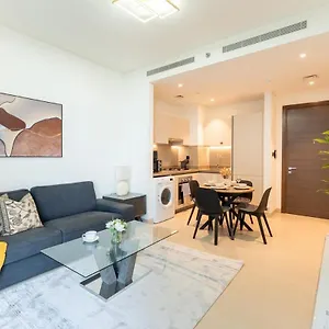 Beautiful 1 Bed In Sobha Creek Vista Дубай
