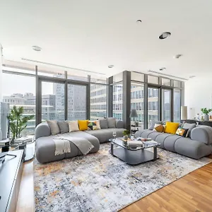 Lavish 2br - Study With Spacious Balcony In Difc *