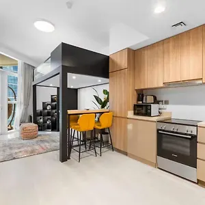 Luxe Loft Type - Canal View - Fully Furnished Apartment