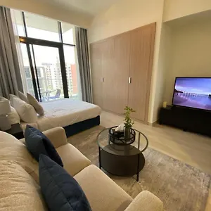 Lejlighed Stylish In Azizi Riviera