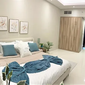 Luxury Pool & Gym Access In Sports