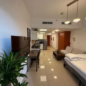 Modern In Damac Park Tower - Near Mall & Metro アパート