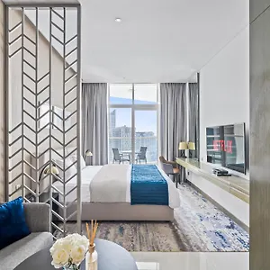 Stylish Business Bay With Canal View Apartment Dubai