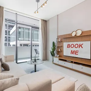 Jvc Sleeps 4 With Pool And Gym 두바이