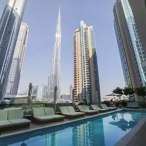 아파트 Vogue Luxury With Full Burj Khalifa And Fountain View, Downtown Located Act2 By Emaar