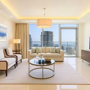 Prime 1br In Downtown Steps From Mall * Dubai
