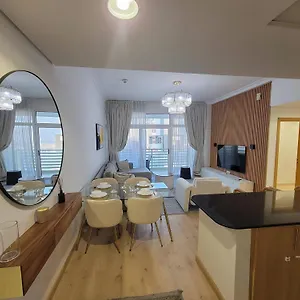 Апартаменты Spacious 2br Canal Vibes Business Bay