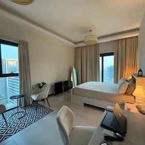 Luxury Dual View Furnished Swimming Pool Gym *