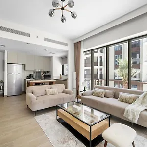 Stylish 2br At Creek Grove Near Downtown * 두바이
