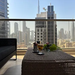 Burj View Luxe 아파트 두바이