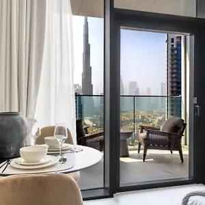 Luxury Studio With Stunning Full Burj Khalifa View Apartment