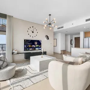 شقة Elegant 3br High Floor 52-42 Tower, Marina دبي