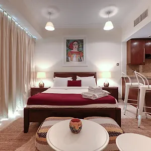 One Perfect - 8 Boulevard Apartment